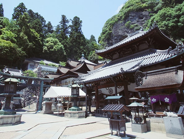 寶山寺（生駒聖天）